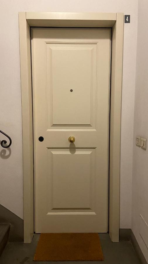 Indipendent Studio Apartment With Terrace - Parking Florencia Exterior foto